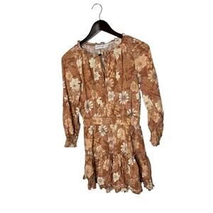 Petal Pup Floral Dress womens size 4‎ mini 3/4 sleeve